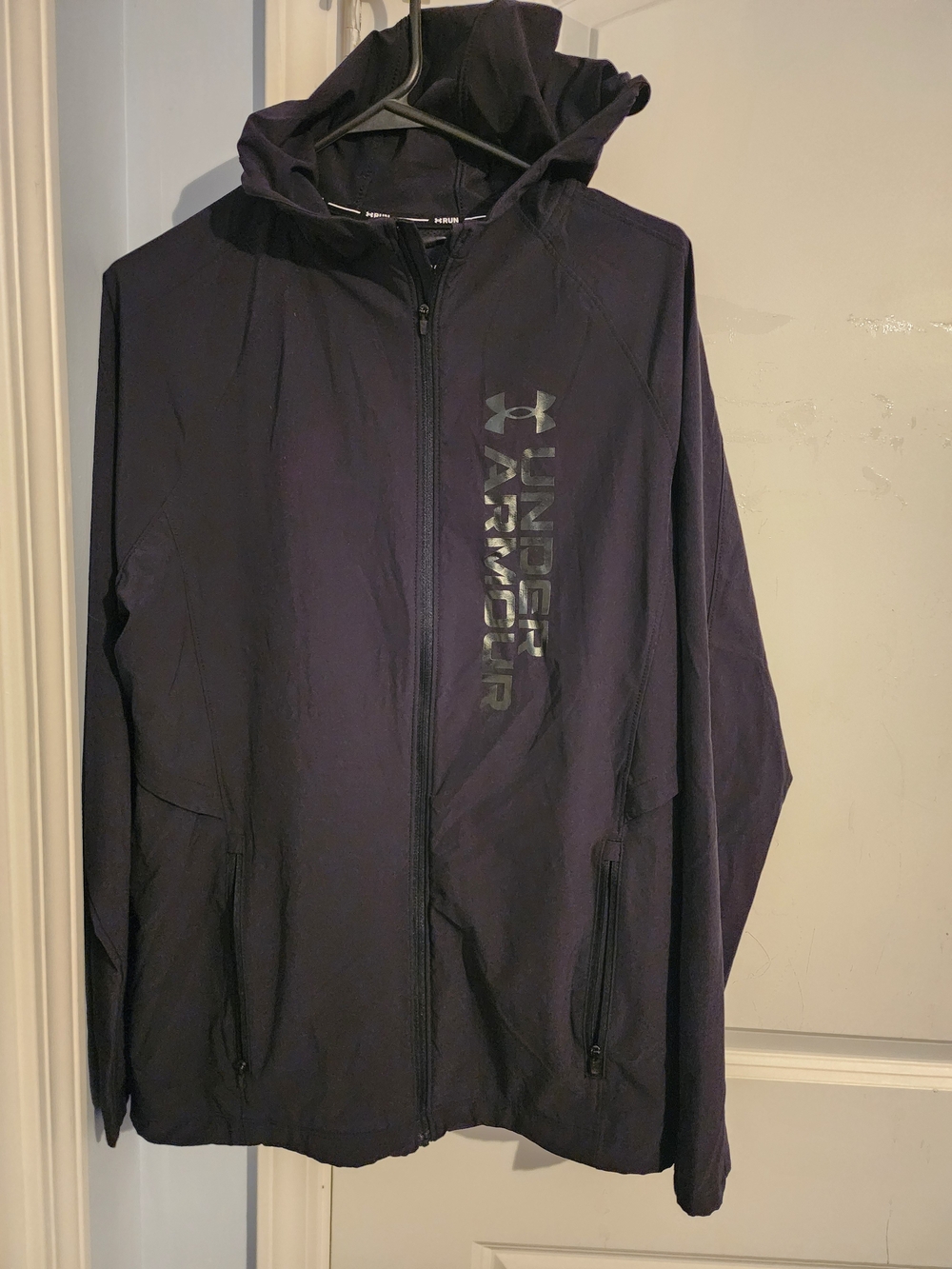 Under Armour Women's Black Hooded Windbreaker Jacket